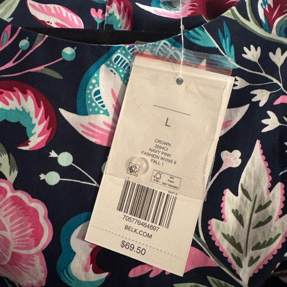 NWT crown & ivy Floral Blouse - Pink and Blue - Picture 14 of 16